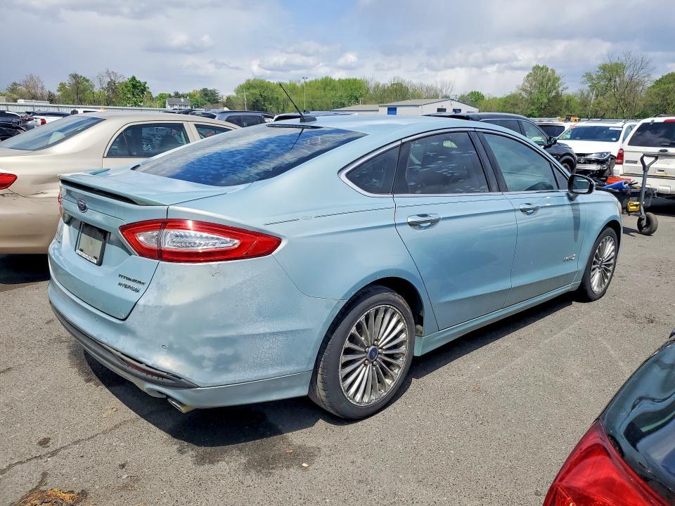 2014 Ford Fusion Titanium hev