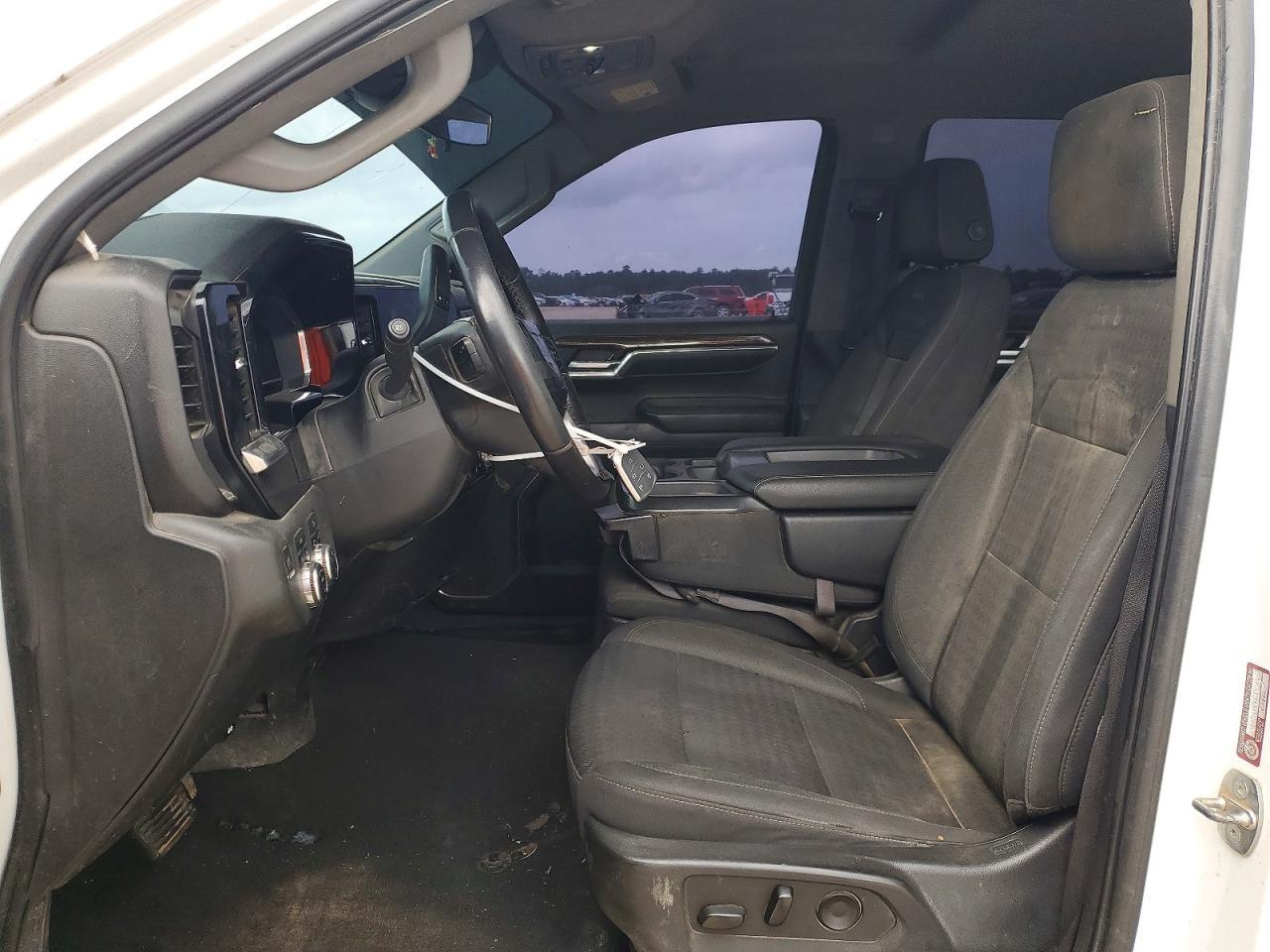 2022 GMC Sierra K1500 SLE