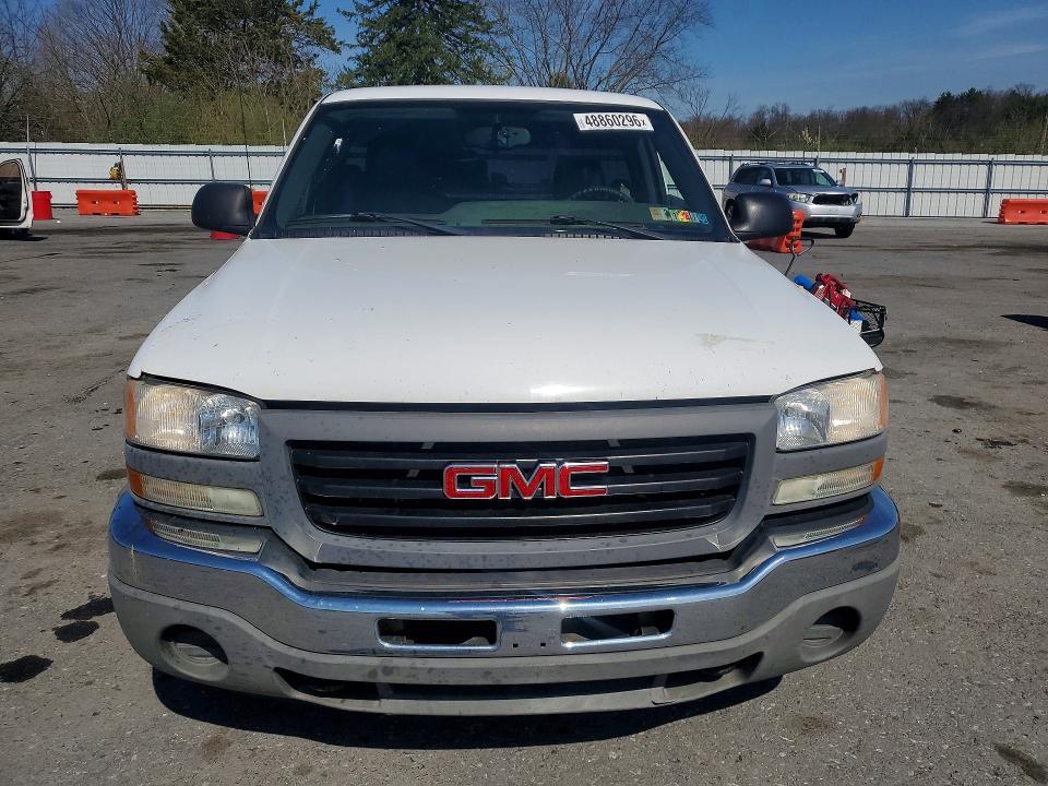 2005 GMC New Sierra C1500