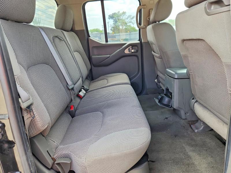 2006 Nissan Frontier SE