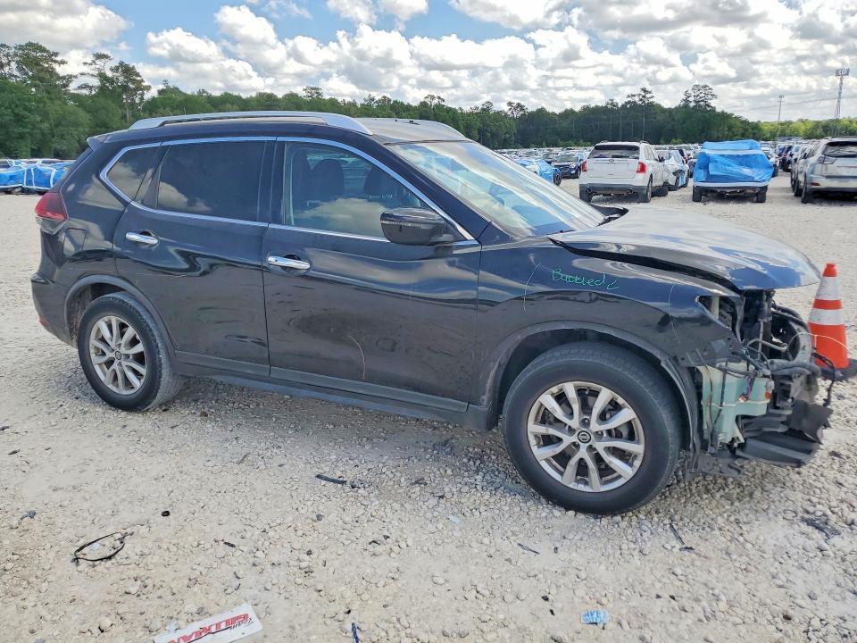 2019 Nissan Rogue sv