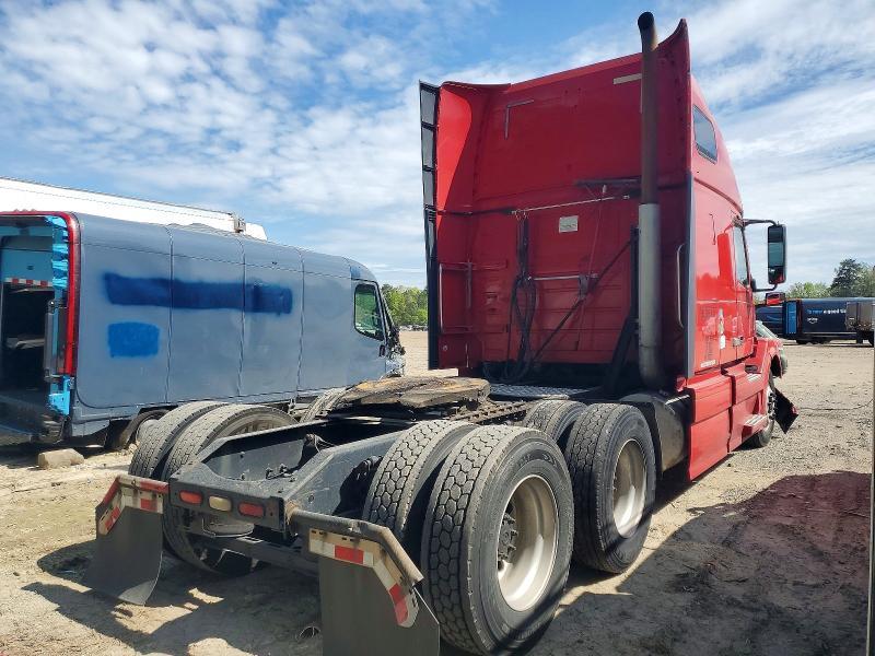 2012 Volv O VNL Semi Truck