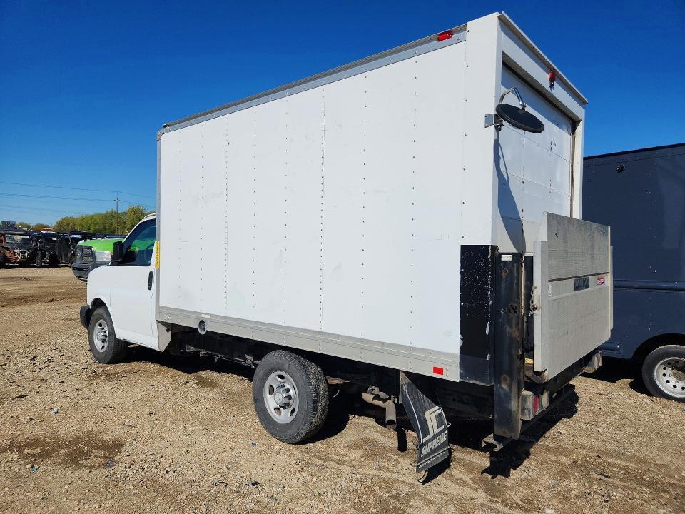 2015 Chev Rolet Express BOX Truck