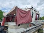 2001 Sun Tracker Boat