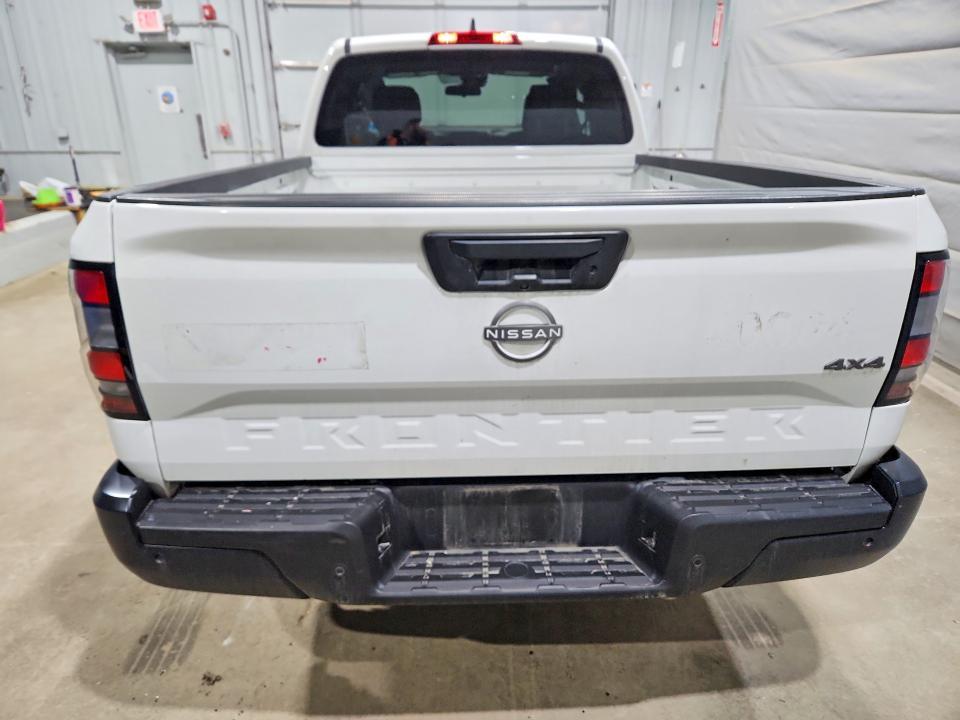 2023 Nissan Frontier S