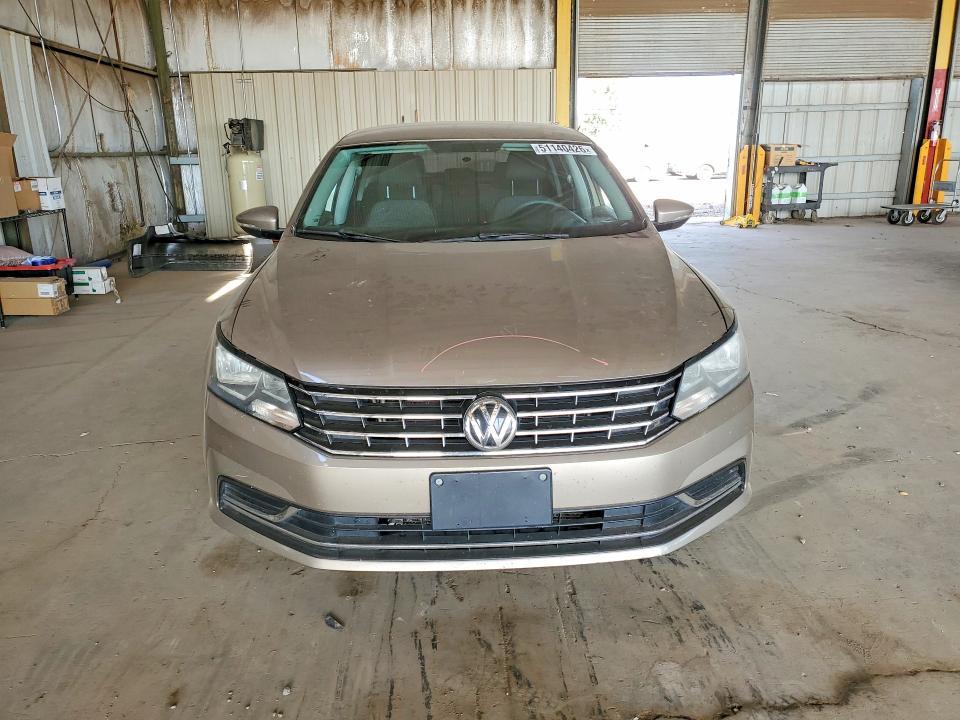 2016 Volkswagen Passat s