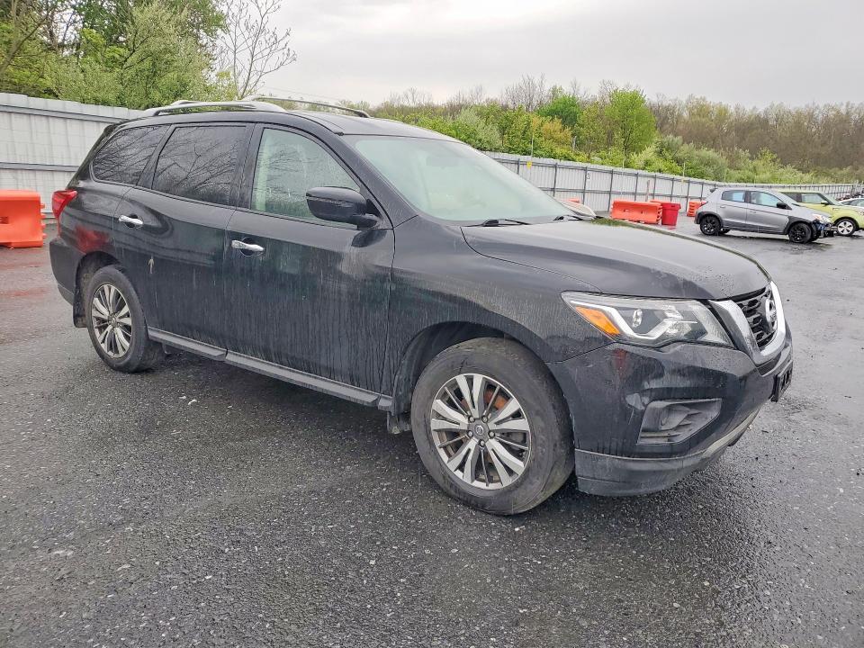 2018 Niss Pathfinder