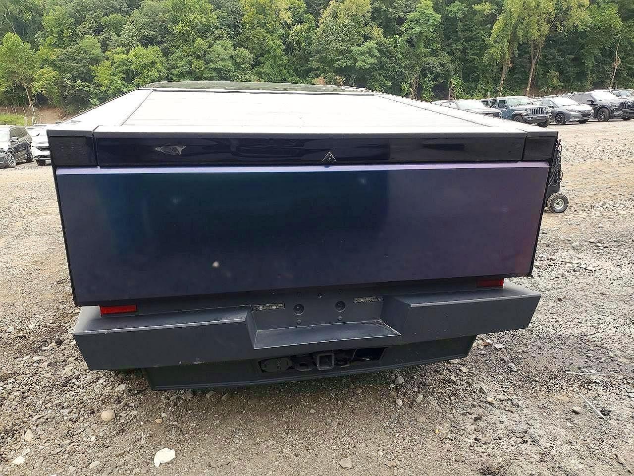 2024 Tesla Cybertruck