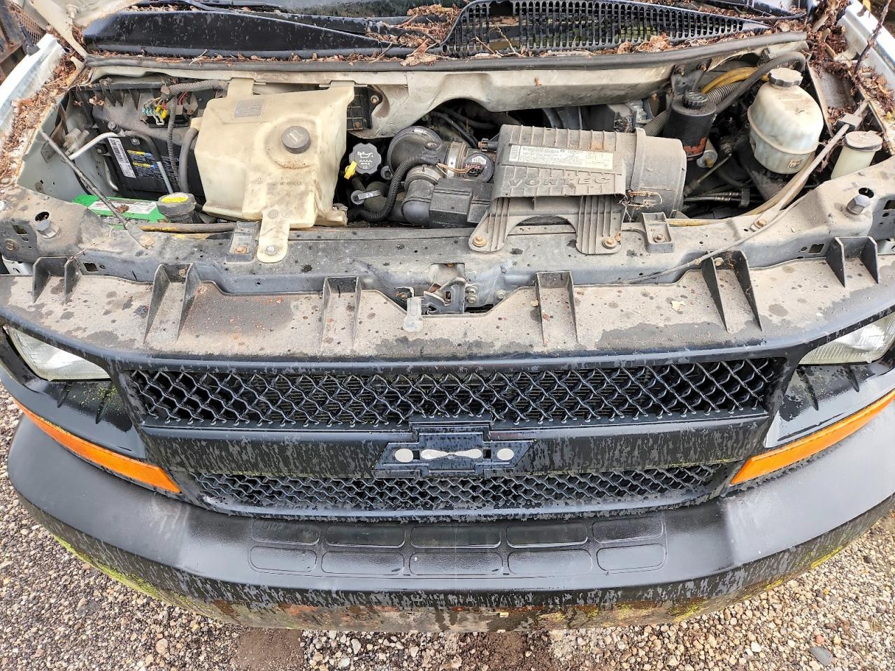 2006 Chev Express Cutaway