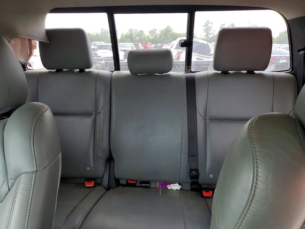 2014 Toyota Tundra SR5