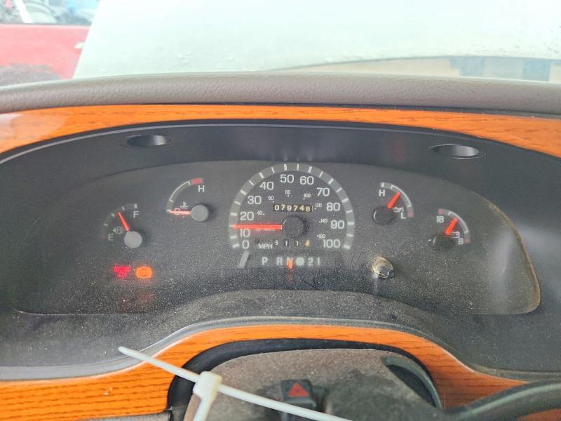 2001 Ford Econoline E450 Super Duty Cutaway Van