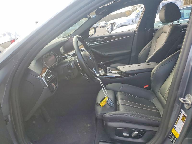 2019 BMW 530 xi