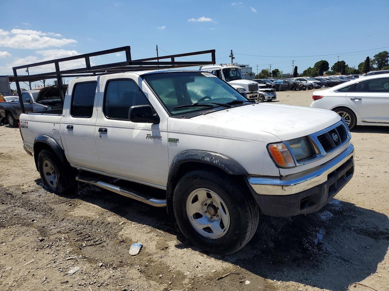 2000 Nissan Frontier XE