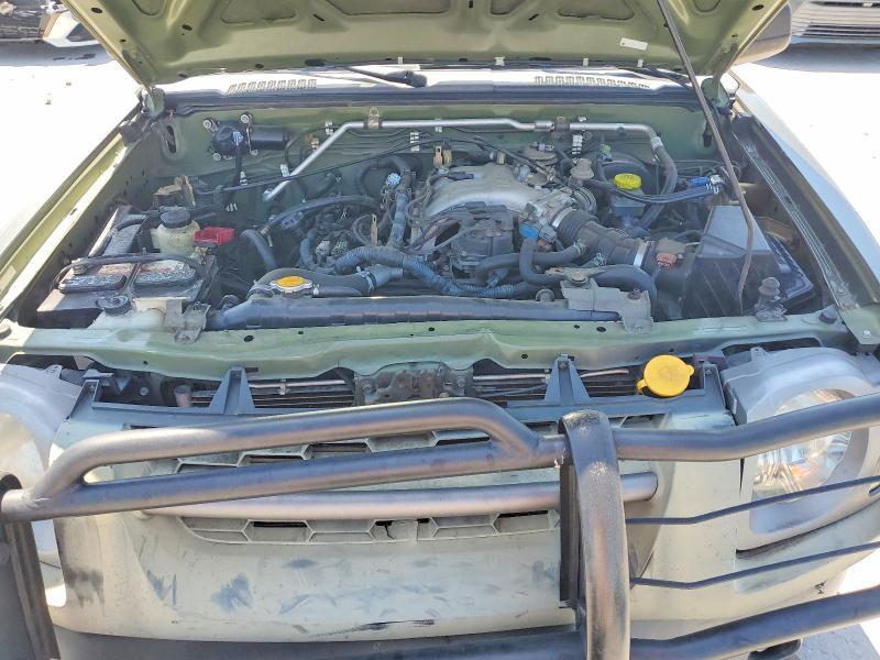 2004 Nissan Xterra xe
