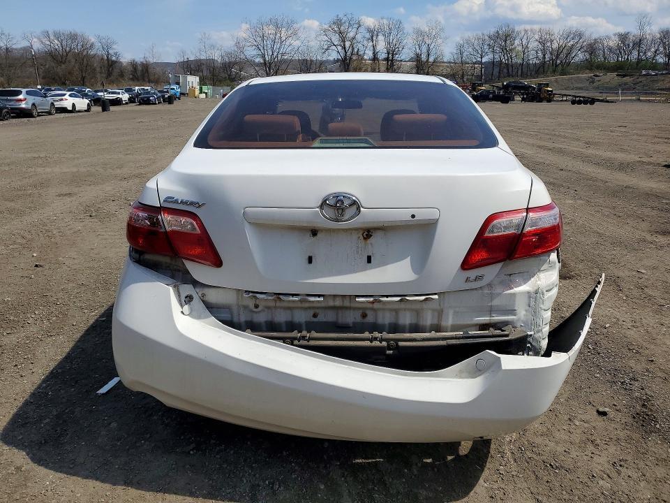 2009 Toyota Camry le