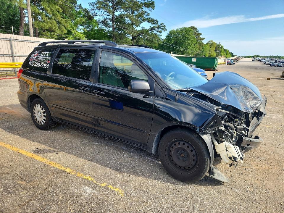 2008 Toyota Sienna ce 7-passenger