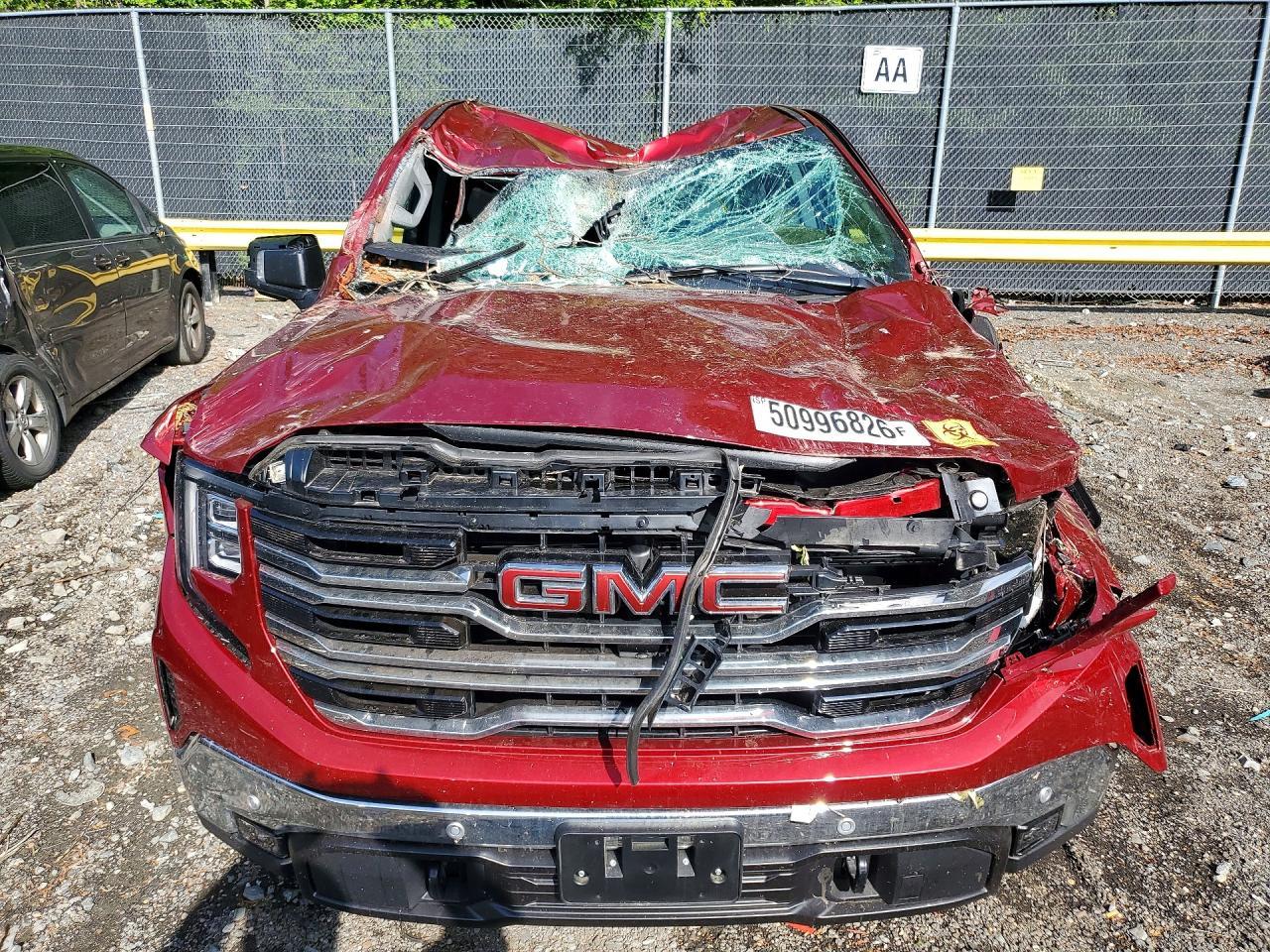 2026 GMC Sierra K1500 SLT