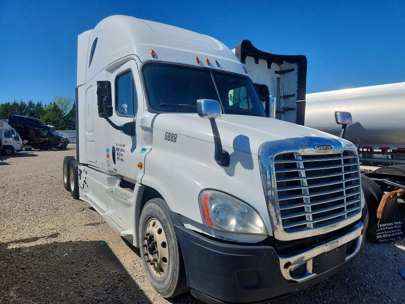 2017 Freightliner Cascadia 125 Semi Truck