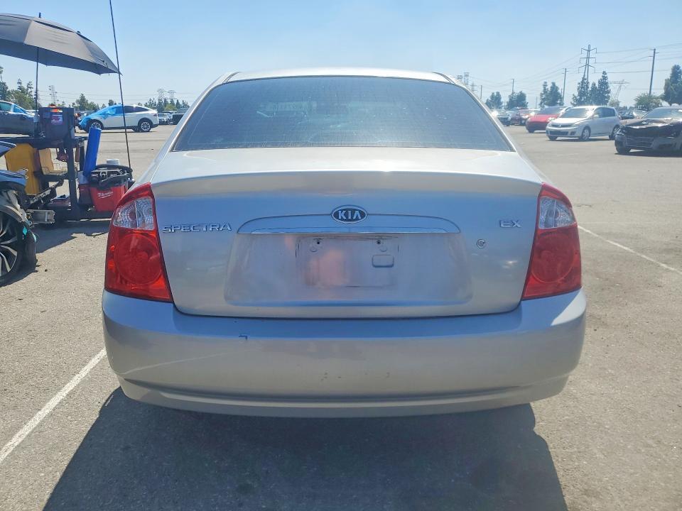 2004 KIA Spectra lx