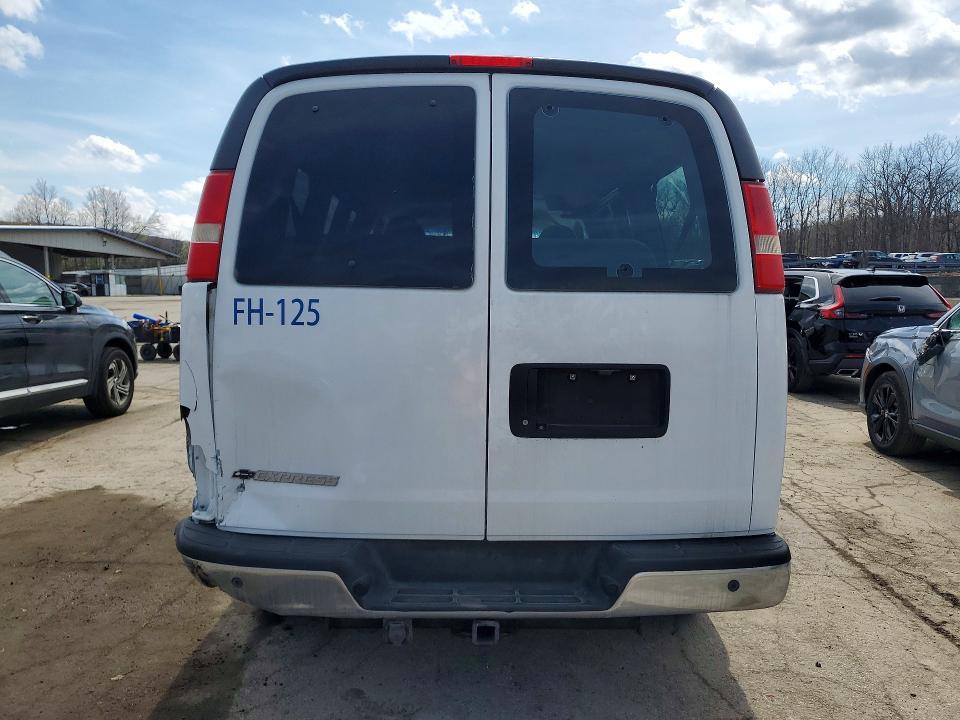 2013 Chevrolet Express G3500 lt