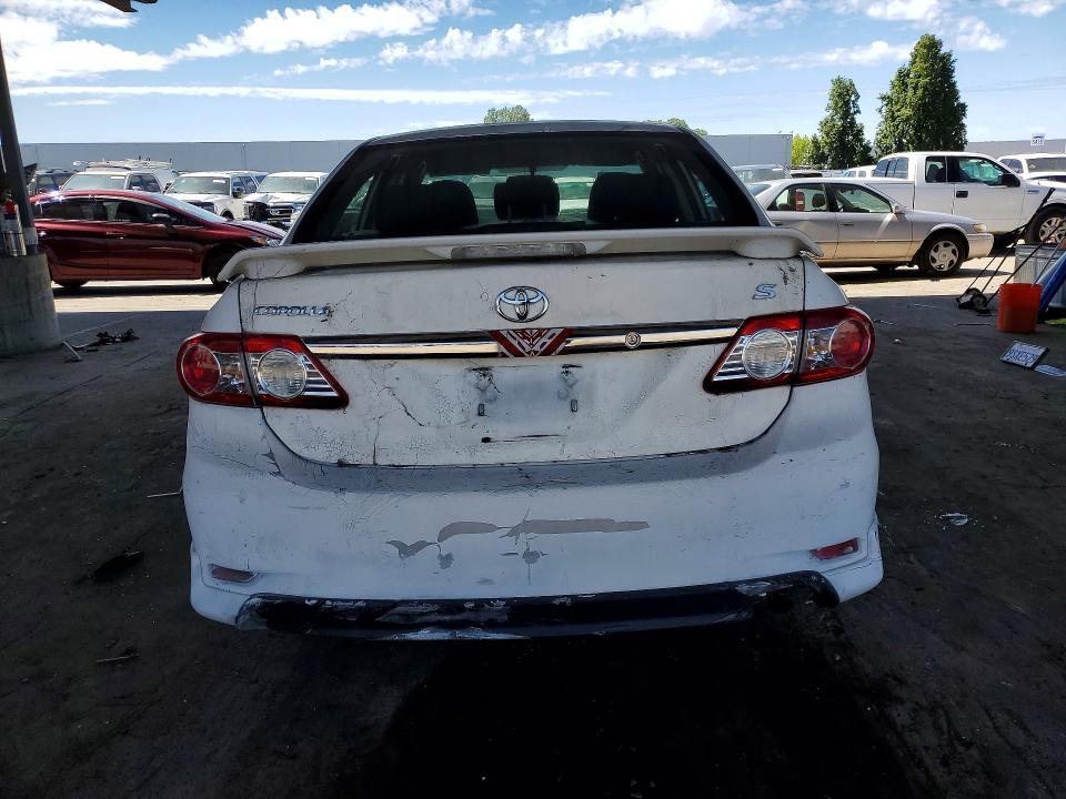 2013 Toyota Corolla s