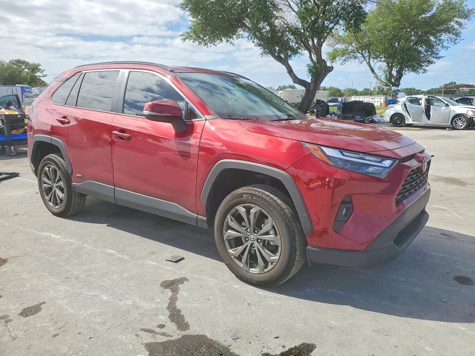 2022 Toyota Rav4 xle Premium