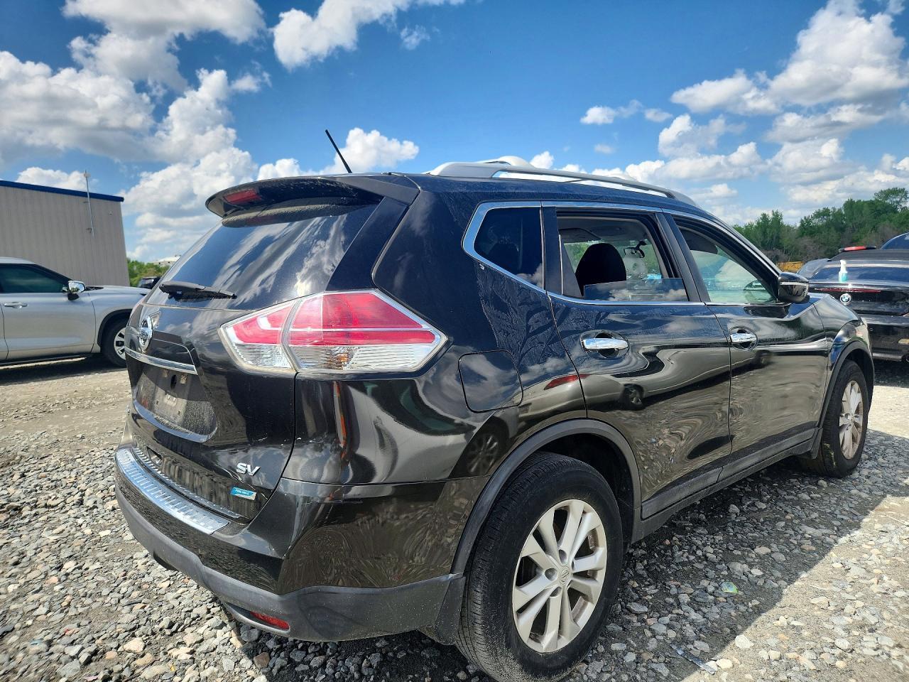 2014 Nissan Rogue sv