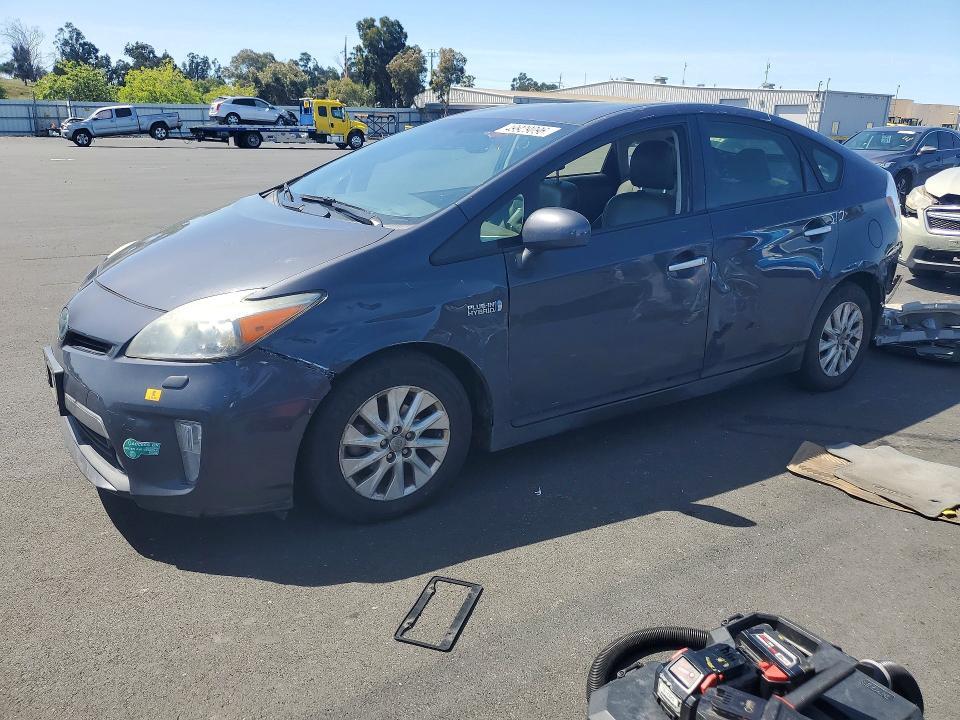 2012 Toyota Prius Plug-in Hybrid Advanced
