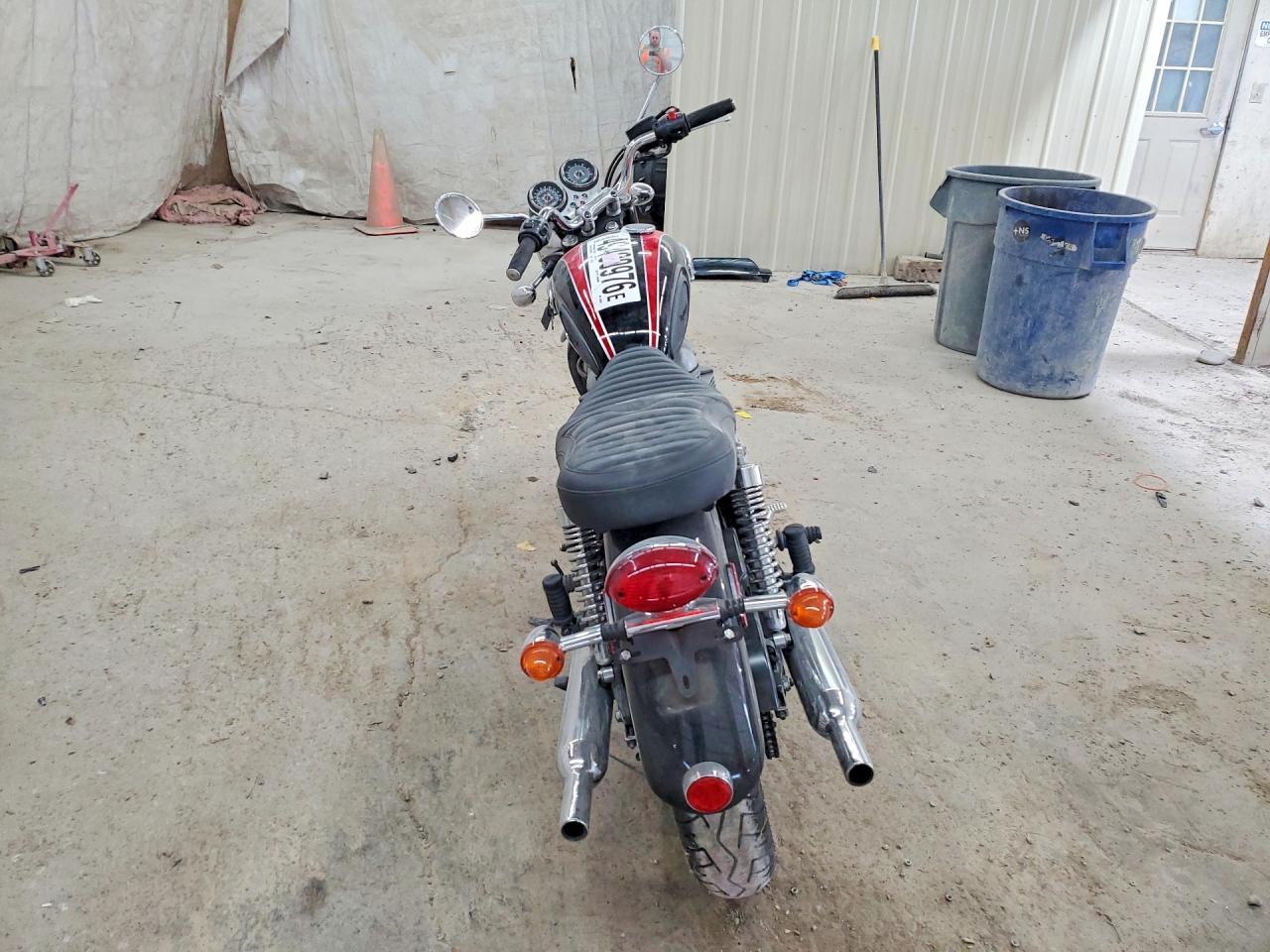 2007 Triumph T100 Bonneville
