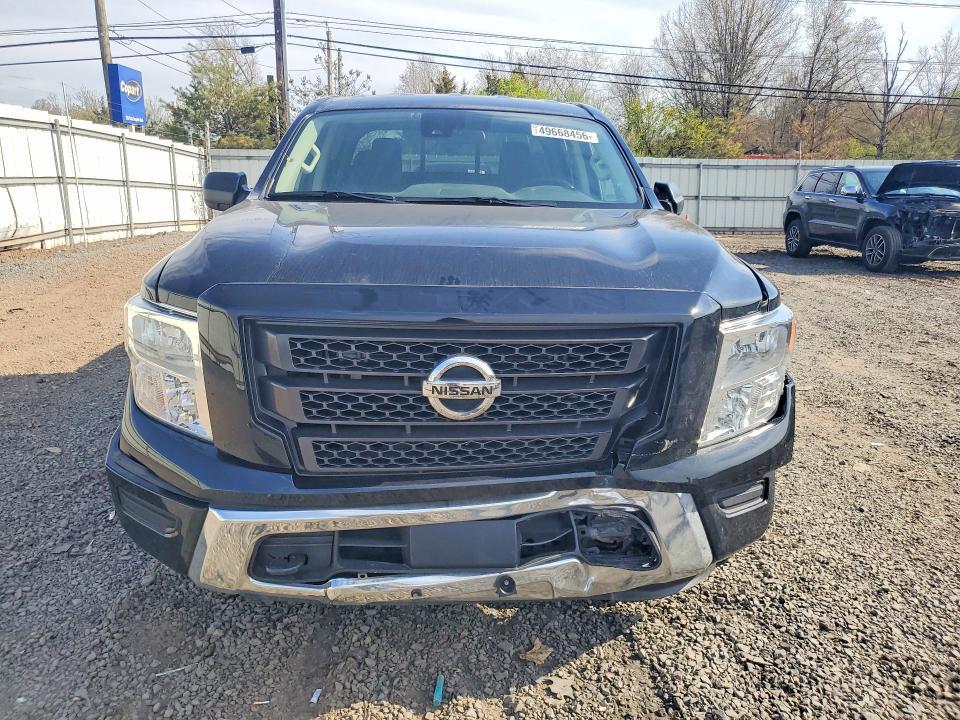 2022 Nissan Titan S