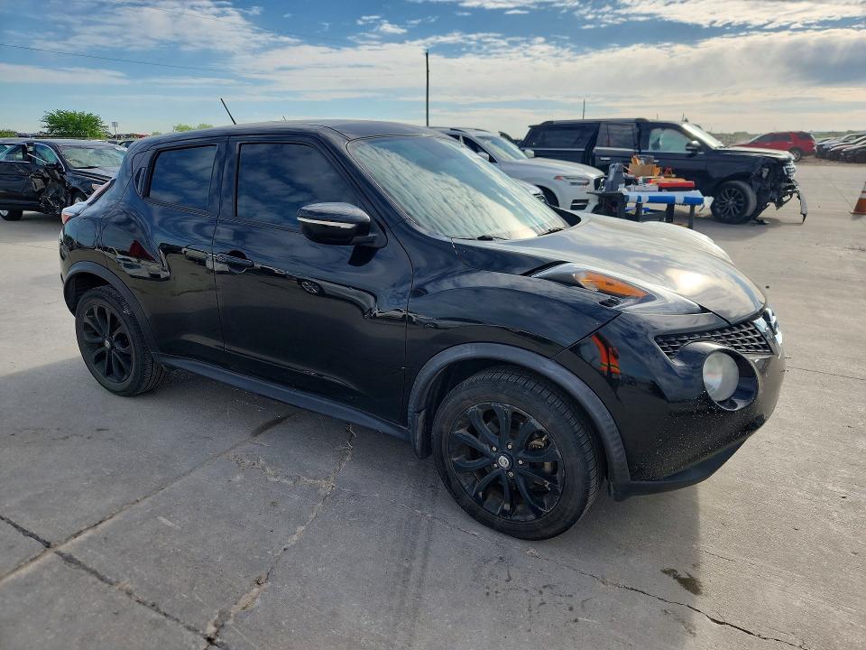 2015 Nissan Juke sv