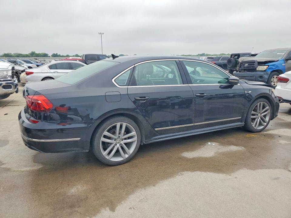 2017 Volkswagen Passat R-line
