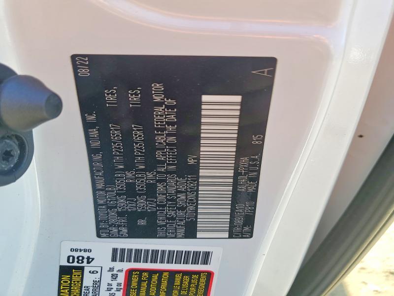 2022 Toyota Sienna xle