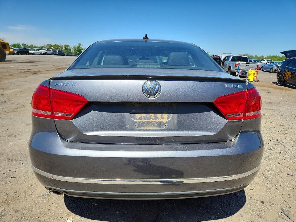 2013 Volkswagen Passat sel