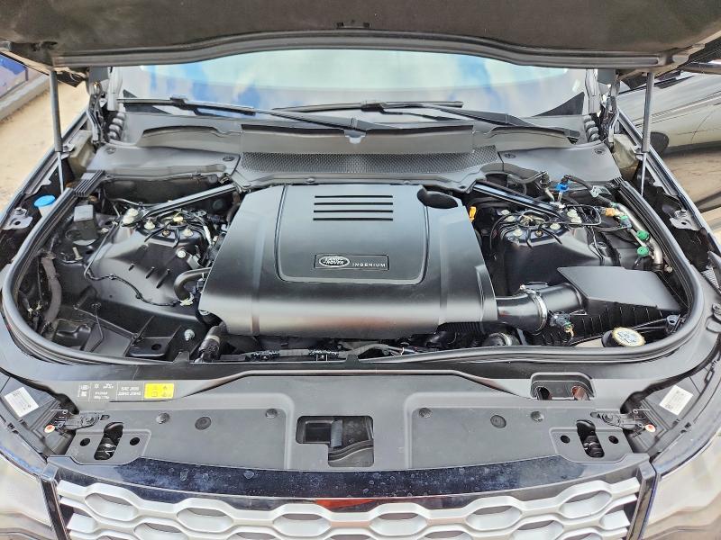 2024 Land Rover Discovery s