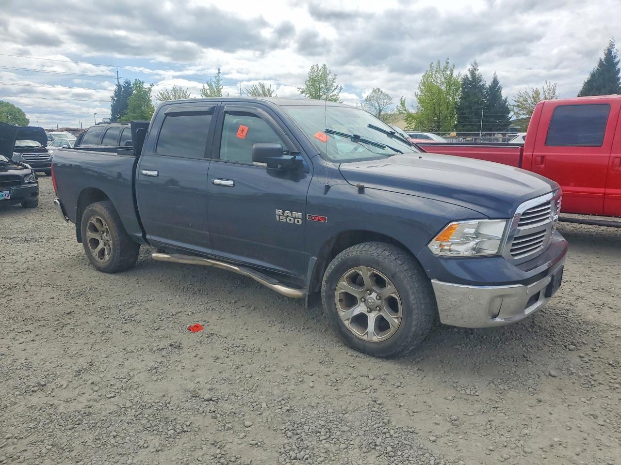 2015 Dodge RAM 1500 SLT