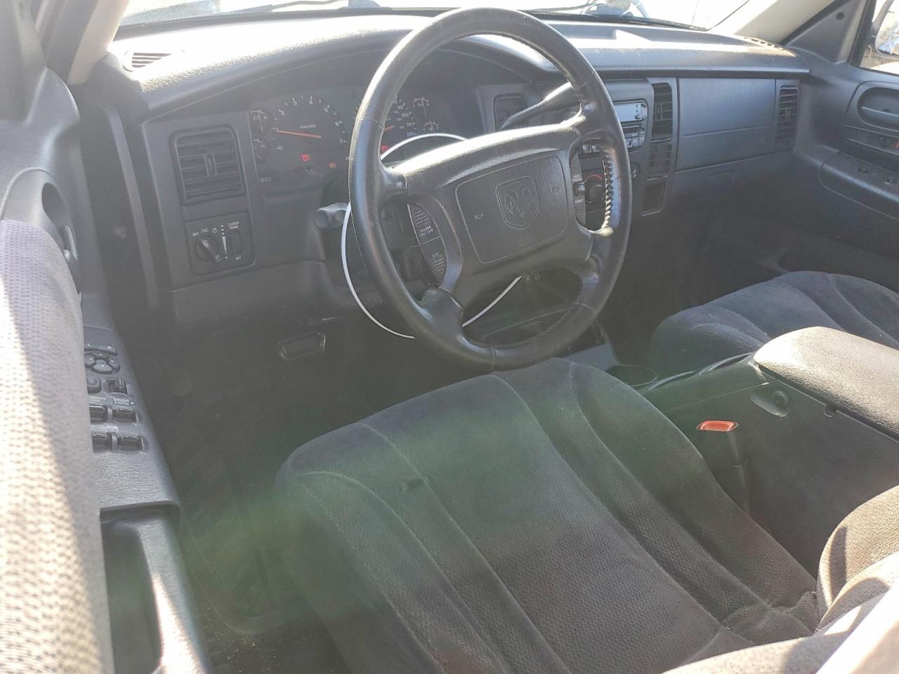 2004 Dodge Dakota Quad SLT