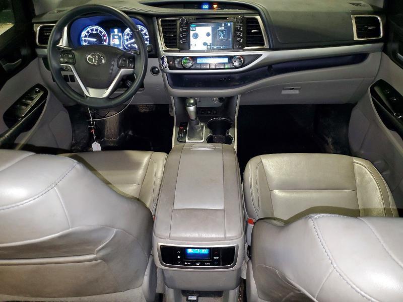 2016 Toyota Highlander
