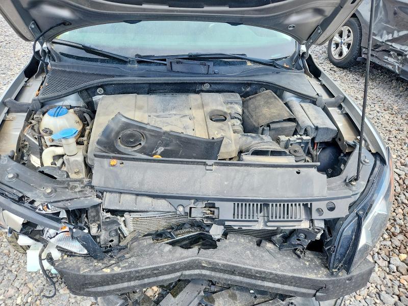 2013 Volkswagen Passat sel