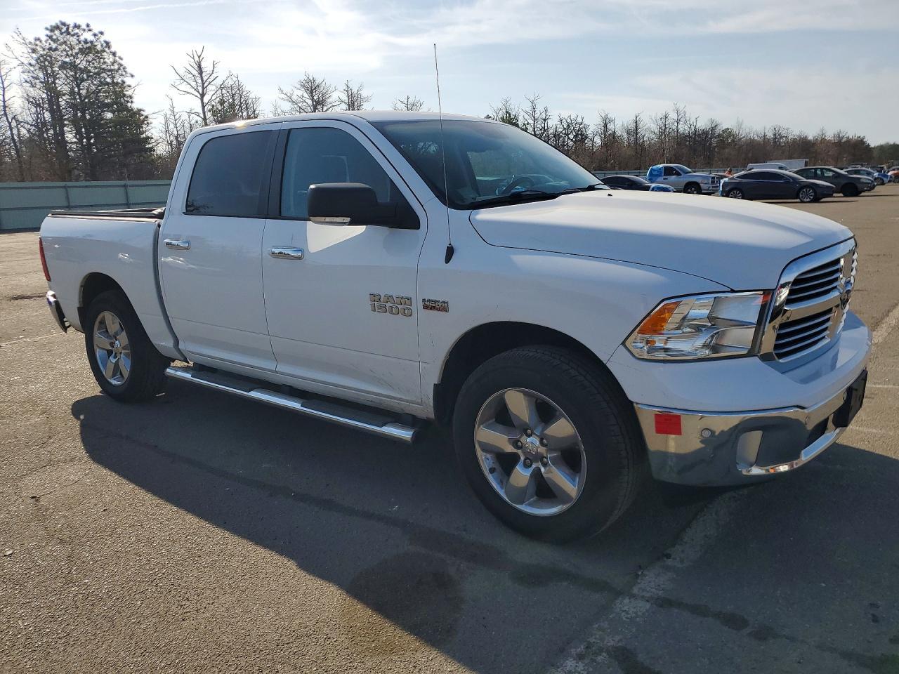 2016 Dodge RAM 1500 SLT