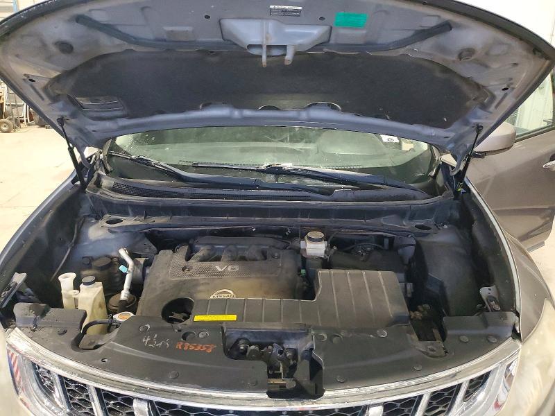 2011 Nissan Murano s
