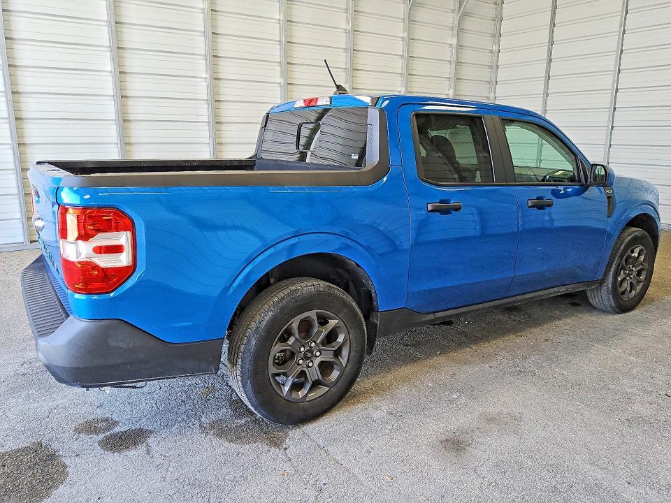 2022 Ford Maverick XL
