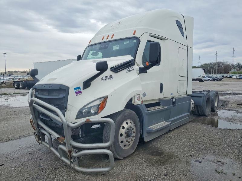 2020 Freigliner 2020 Freightliner Cascadia 126 Semi Truck