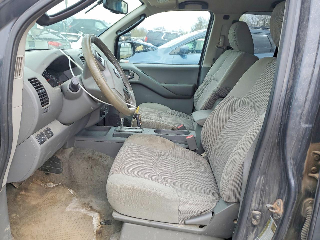 2011 Nissan Frontier S