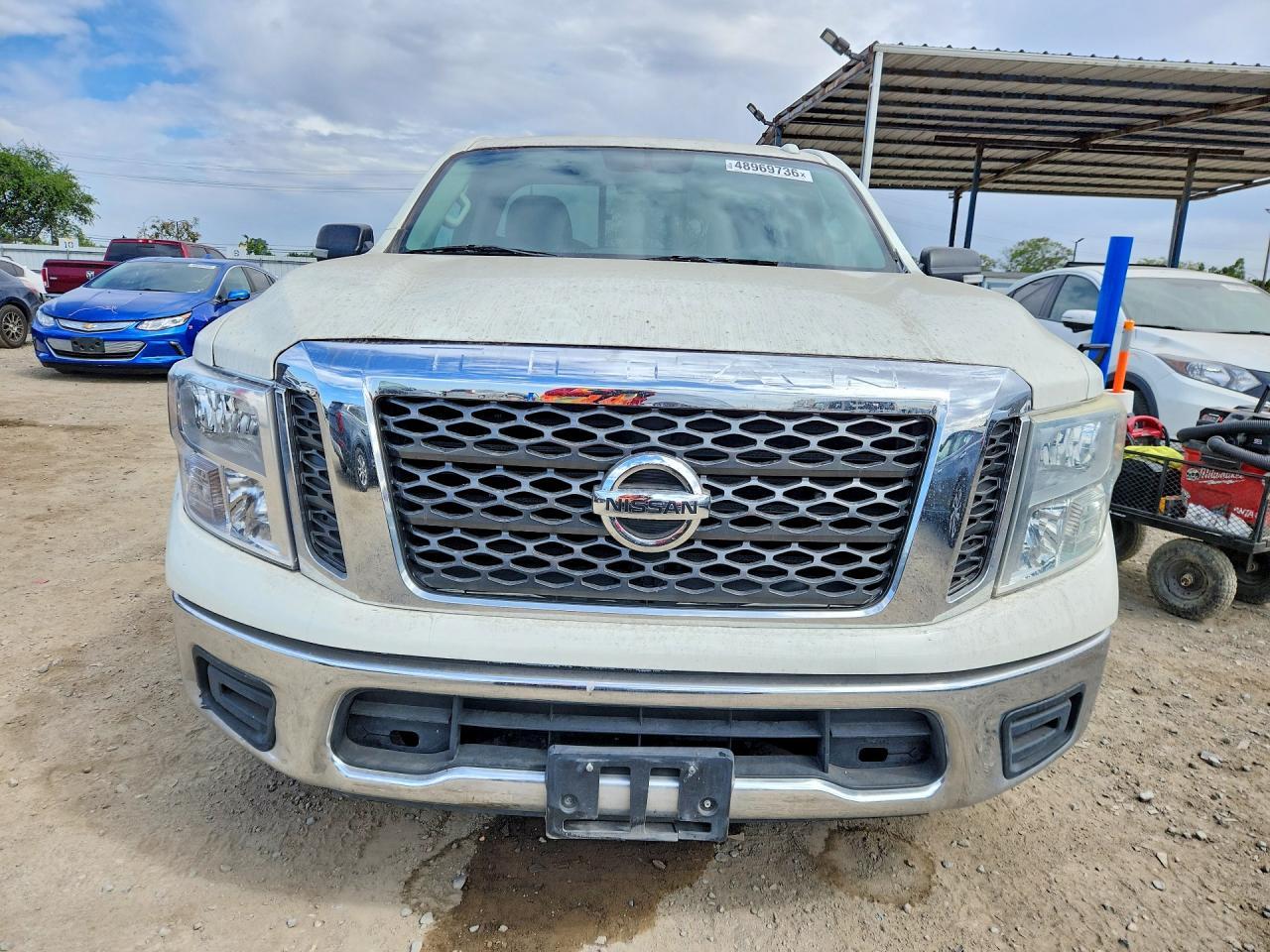 2017 Nissan Titan SV