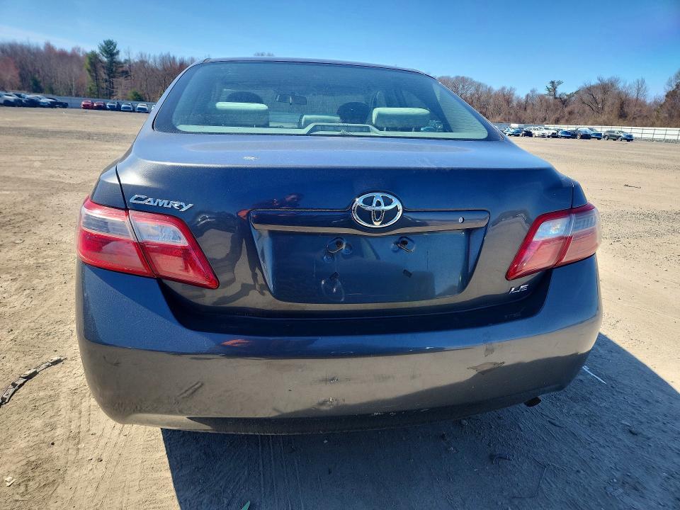 2008 Toyota Camry le