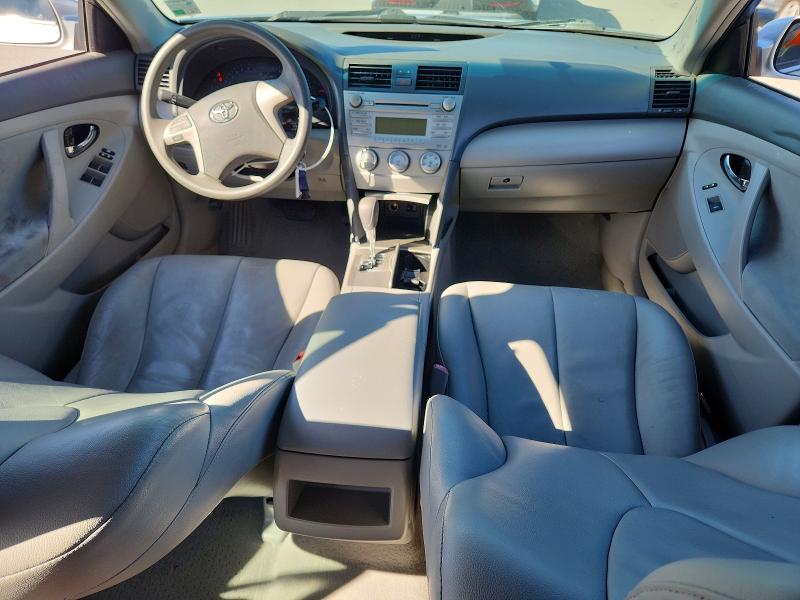 2011 Toyota Camry le