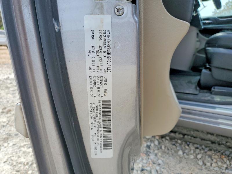 2015 Chrysler Town & Country Touring l