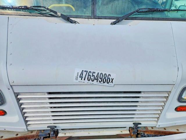 2015 Ford F59 Delivery Truck