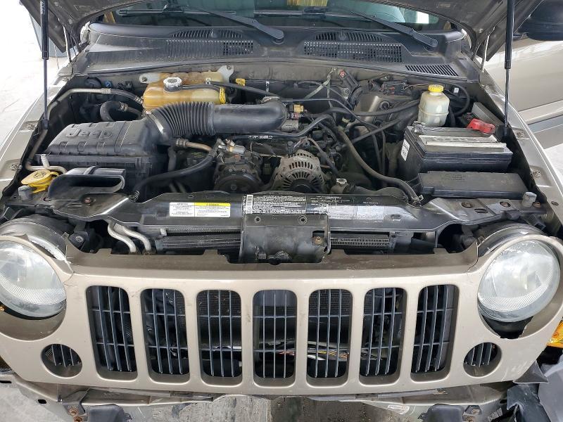 2005 Jeep Liberty Sport